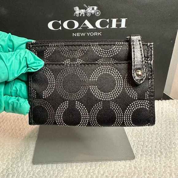 Coach Black and Silver Patterned cardcase/keychain